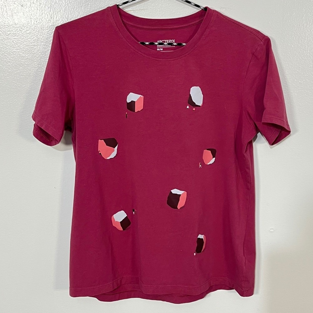 Arc'teryx dark Pink abstract Print T Shirt Women's Size Medium